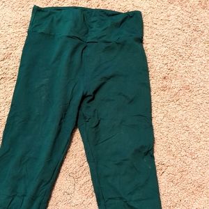 LuLaRoe OS leggings in forest green